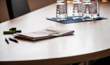 Befestigungsklammer für das Büro